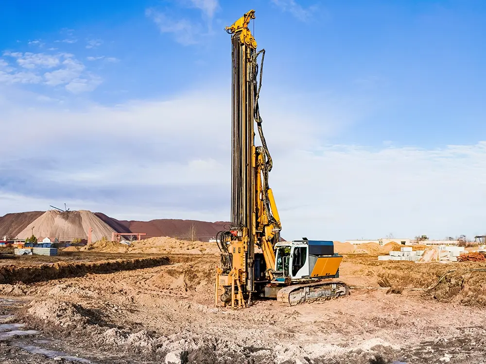 Tiefbohrung an einer Baustelle
